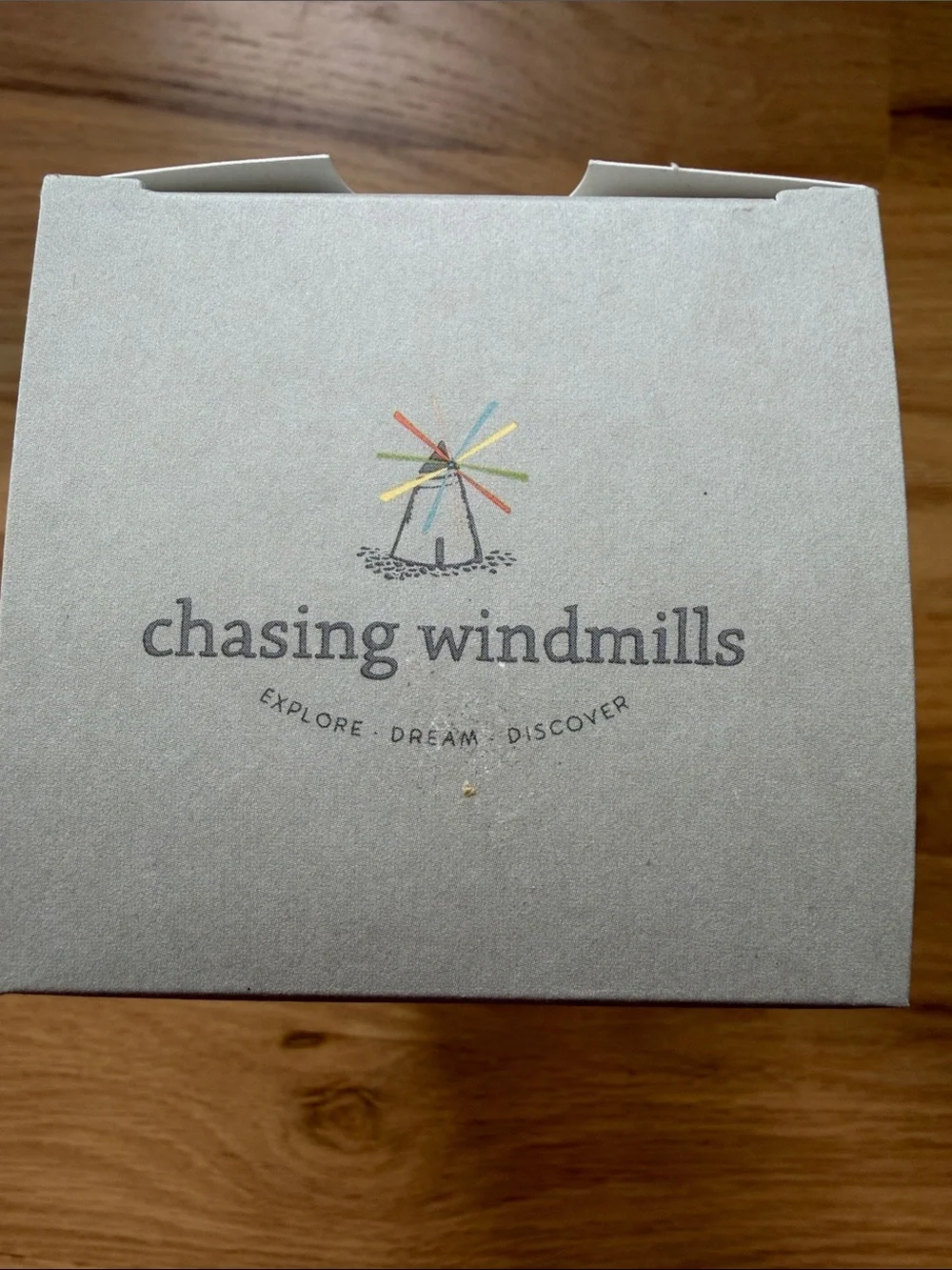 NWT! Chasing Windmills 100% merino wool Cream crib sheet with sheep motif rare!